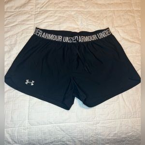 Under Armour Women’s Black Shorts Size Medium